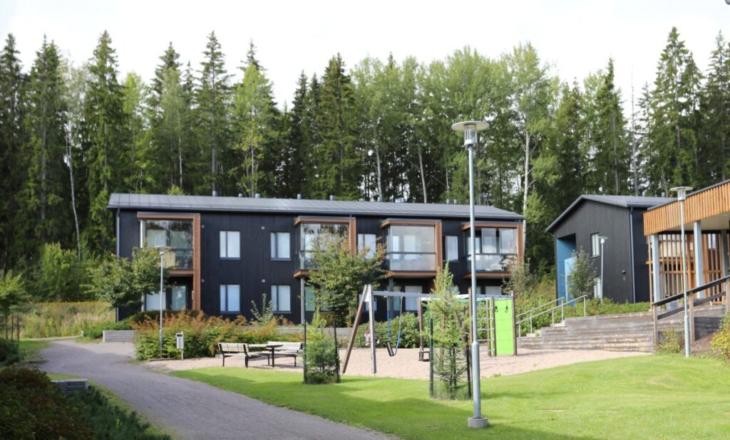 service-1 Taloyhtiöiden isännöintiä